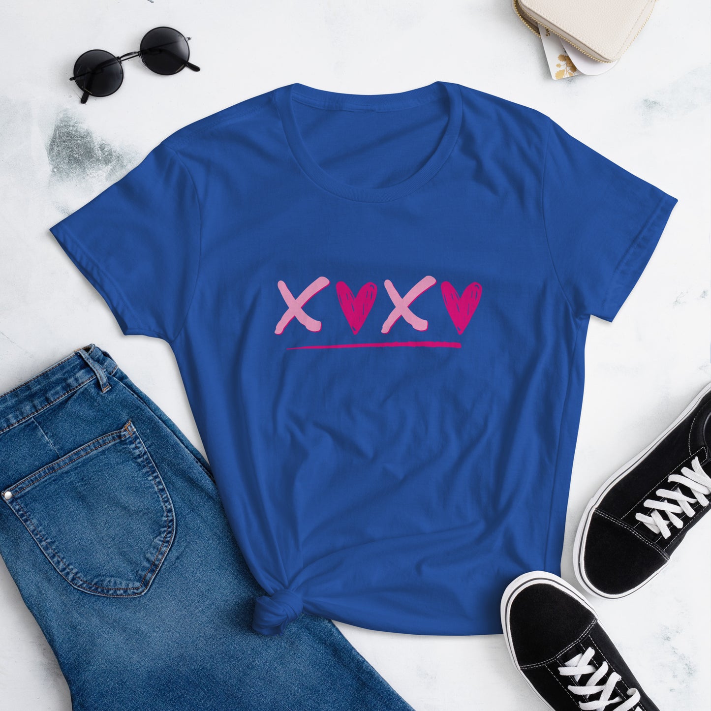 Unisex T-shirt -  XOXO
